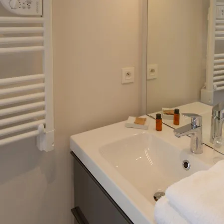 Hotel La Sorelle Golf Et Restaurant Villette-sur-Ain